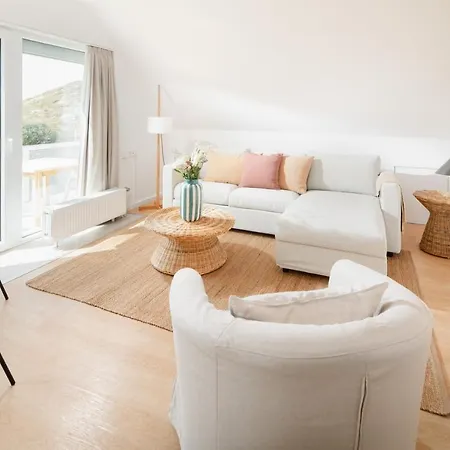 Haus Janus 1 - 2