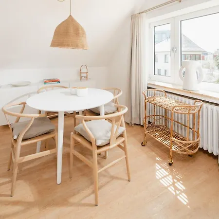 Haus Janus 1 - 2